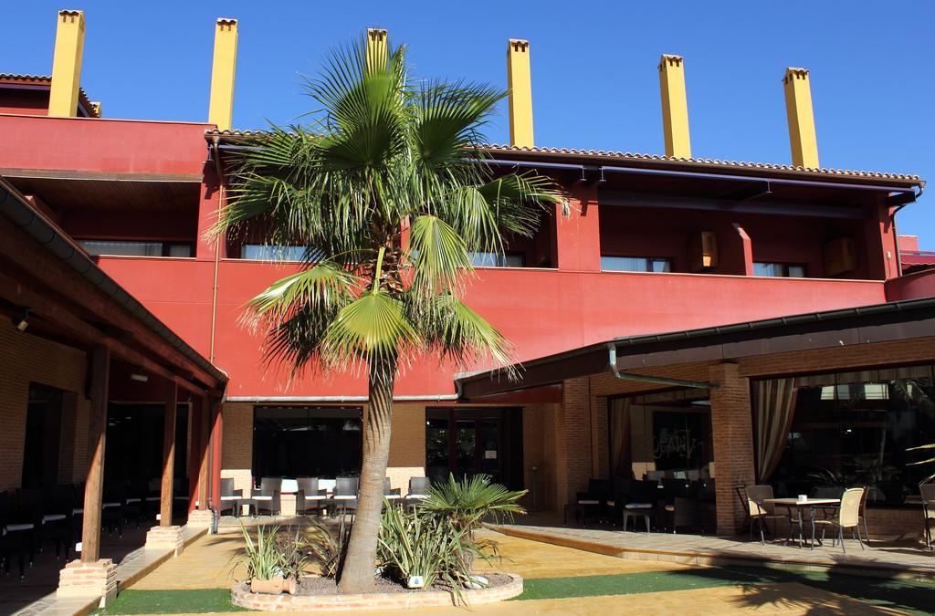 Hotel Chateau Vinasoro Alcázar de San Juan Zewnętrze zdjęcie