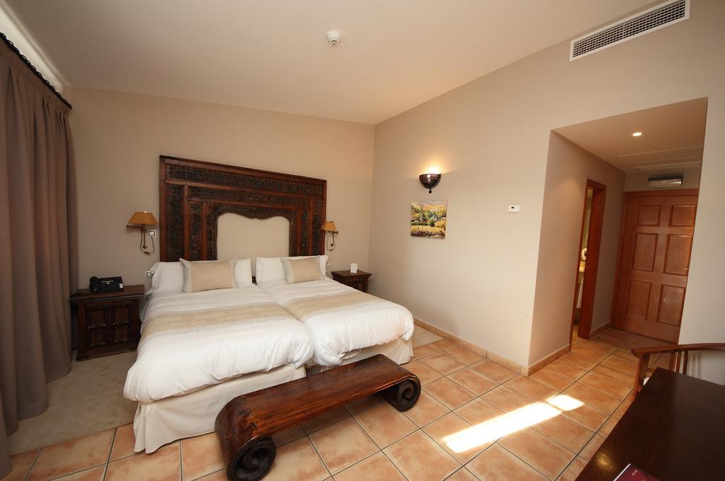 Hotel Chateau Vinasoro Alcázar de San Juan Pokój zdjęcie
